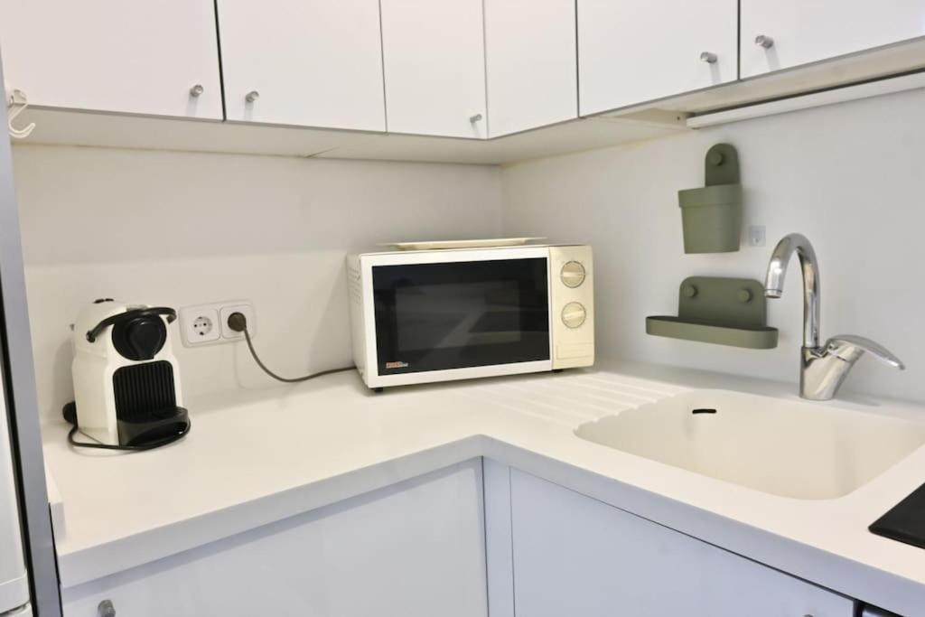 For You Rentals Apartamento Temporal Con Encanto A Pocos Metros Del Sol Myr13 Madri Exterior foto